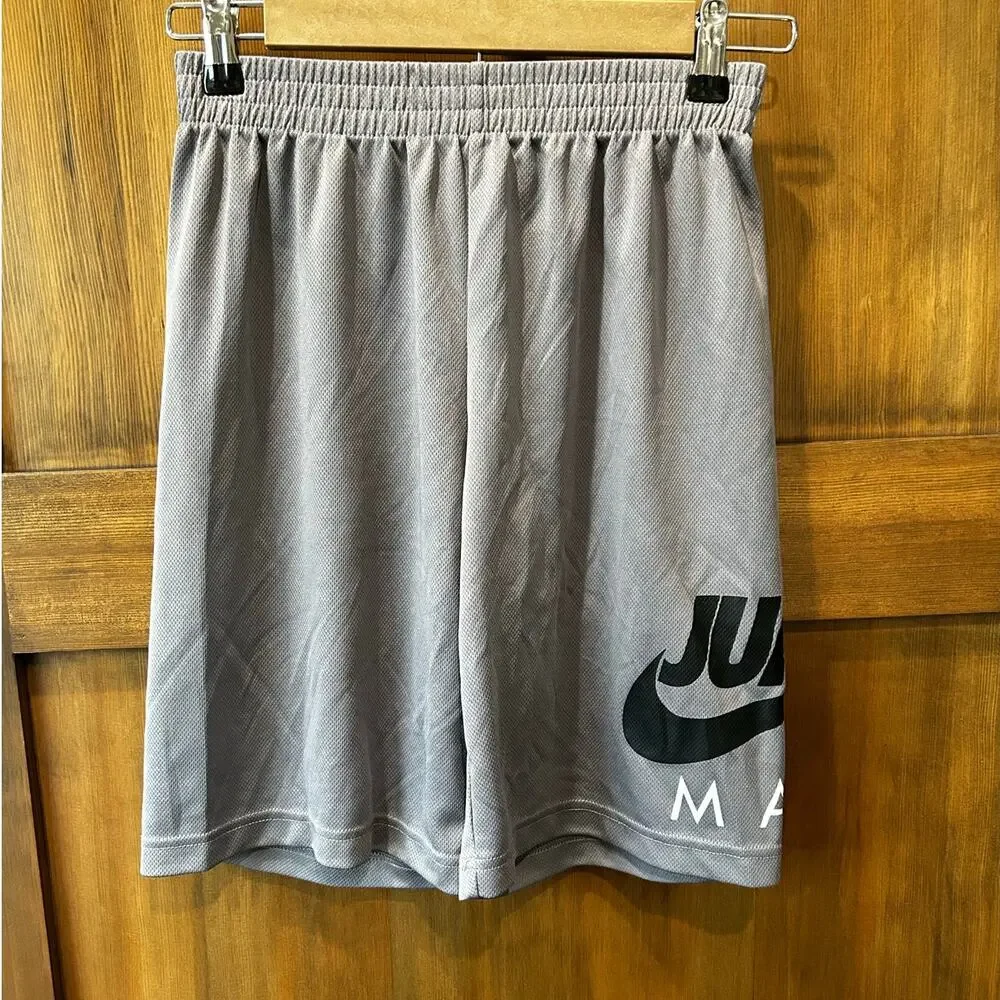 Nike Jump Man Boy's Athletic Shorts Jordan Size Boy's Large